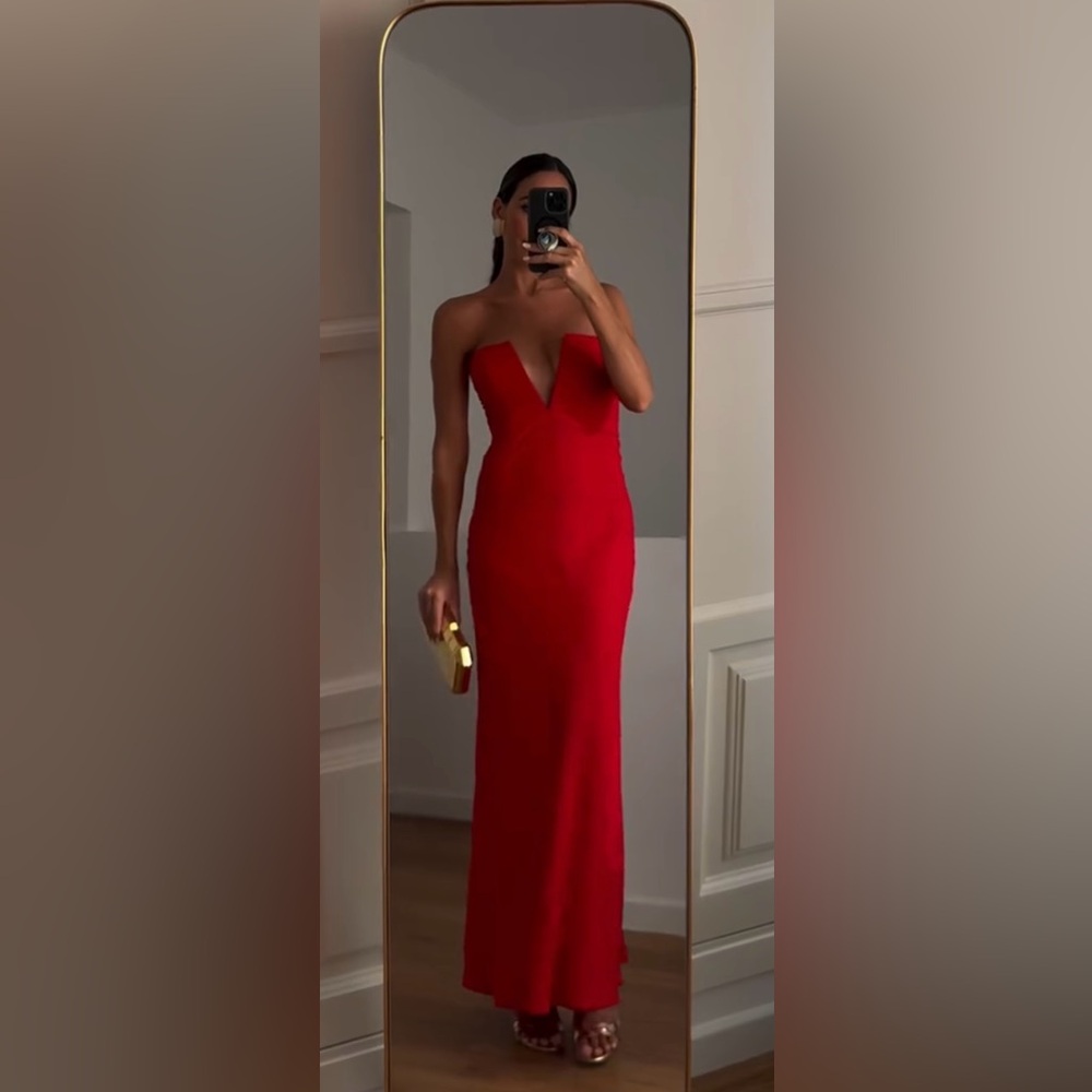 ZARA RED RUCHED STRAPLESS DRESS - Picture 6 of 16